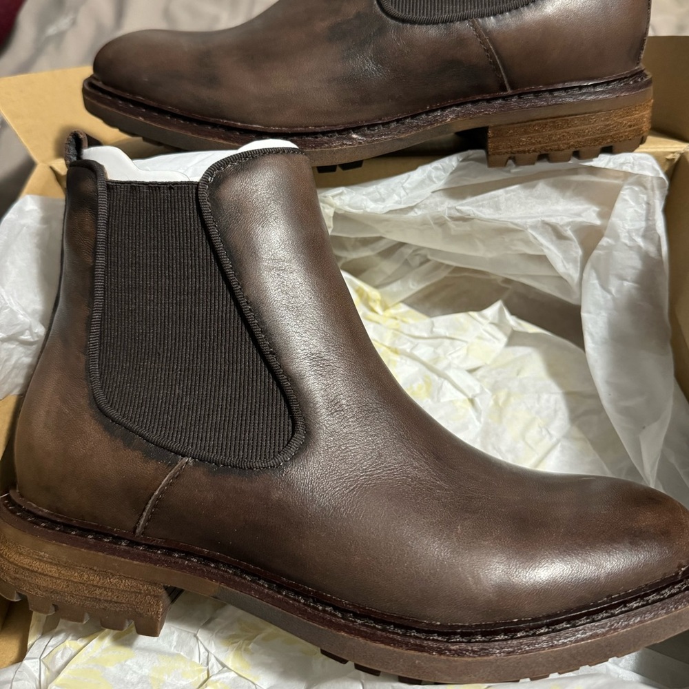 Sofft Leah Booties- Whiskey color